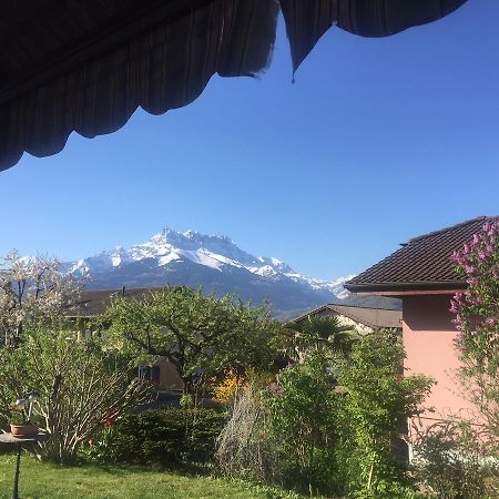 Bnb Parisod Aigle Dış mekan fotoğraf
